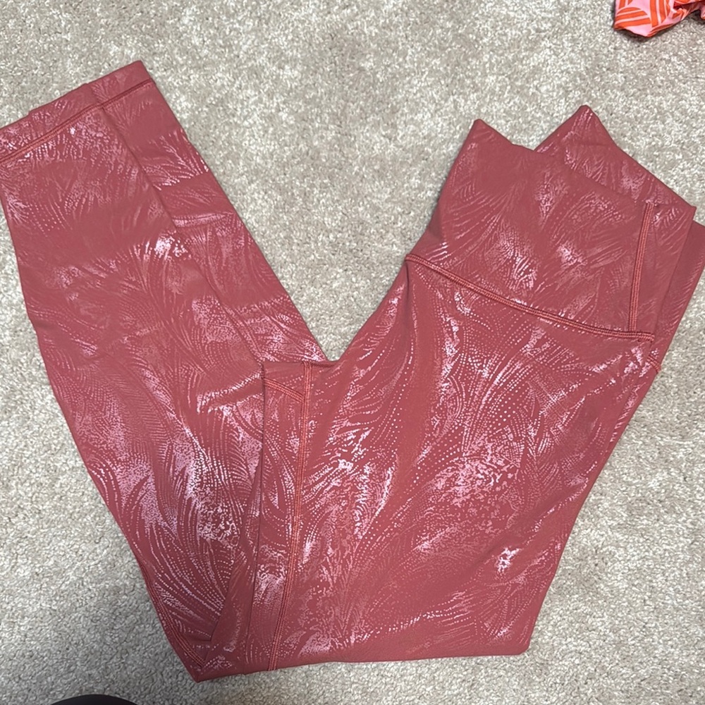 Lululemon, size 8, align tight